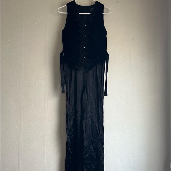 CDC evening jumpsuit - Picture 2 of 5